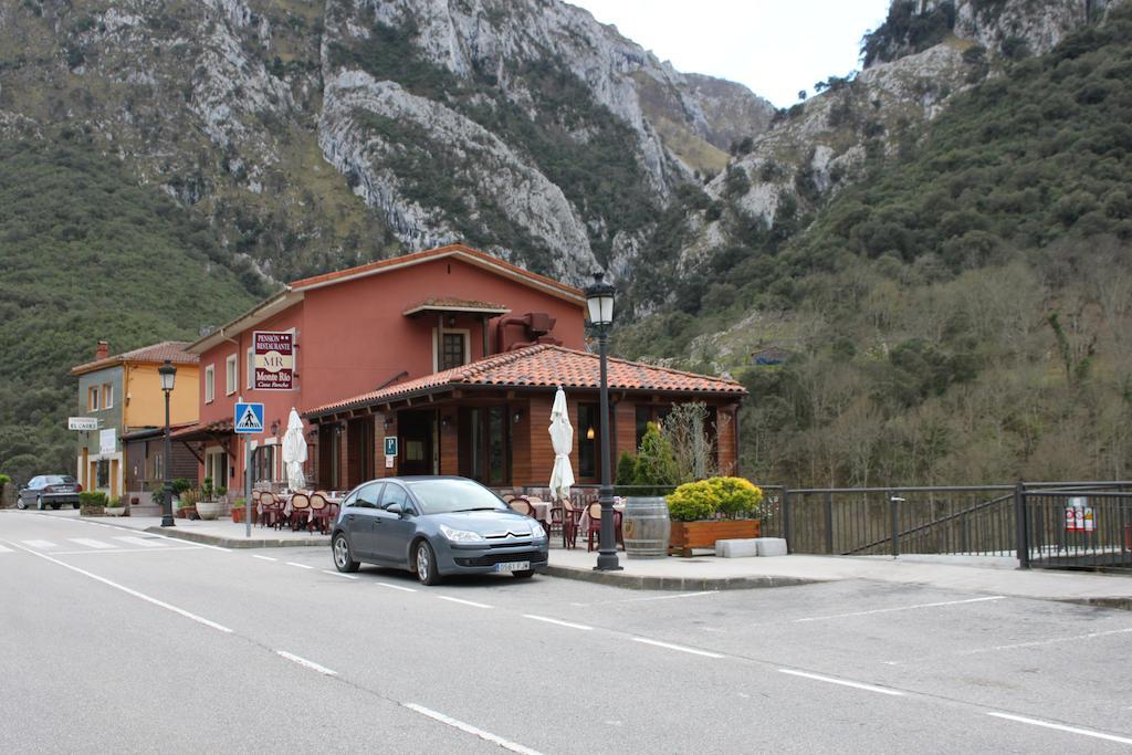 Hostal Monte Rio Hotel Trescares Exterior photo